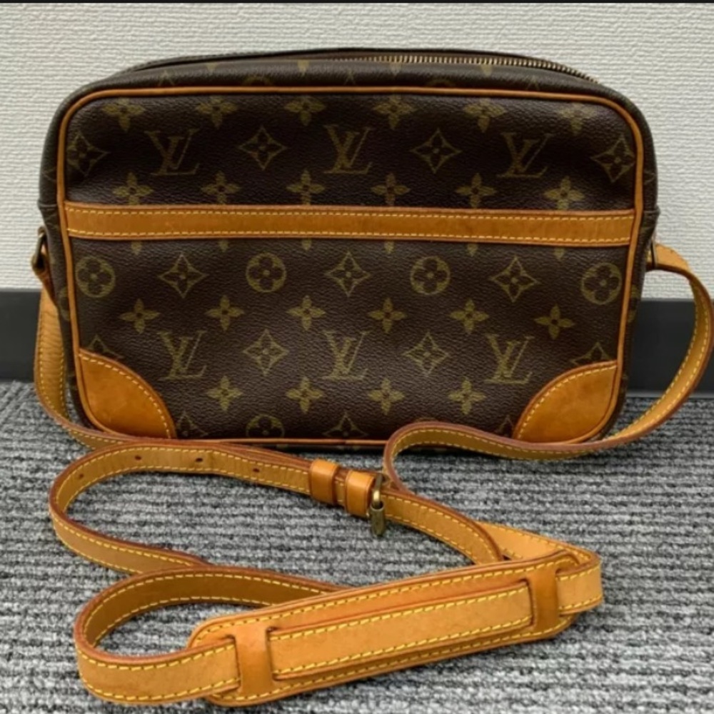 Louis Vuitton Torcadero Shoulder bag